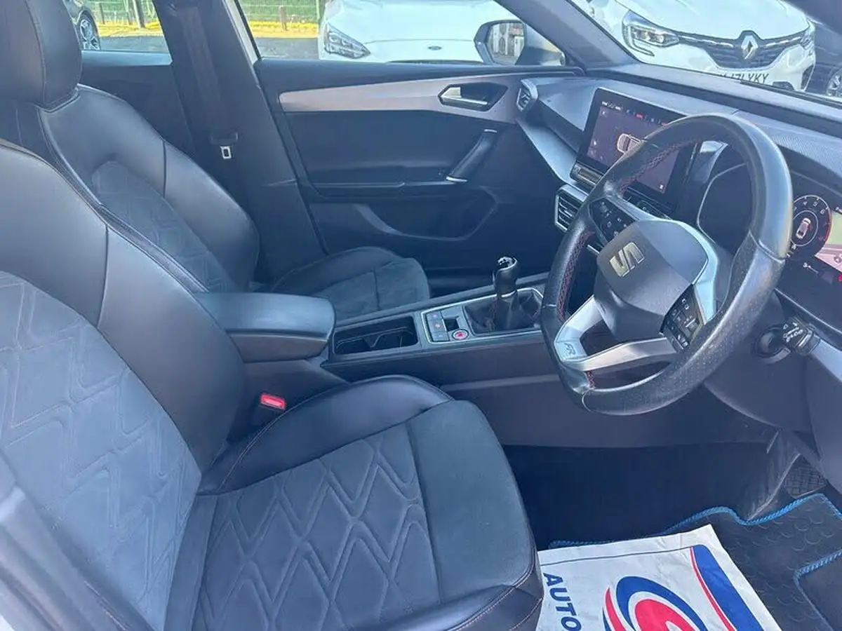 2021-seat-leon-15-tsi-evo-fr-sport-150ps-estate-big-24