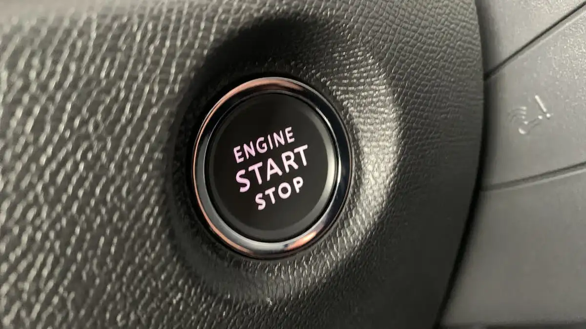 2022-citroen-c4-e-c-series-edition-big-39