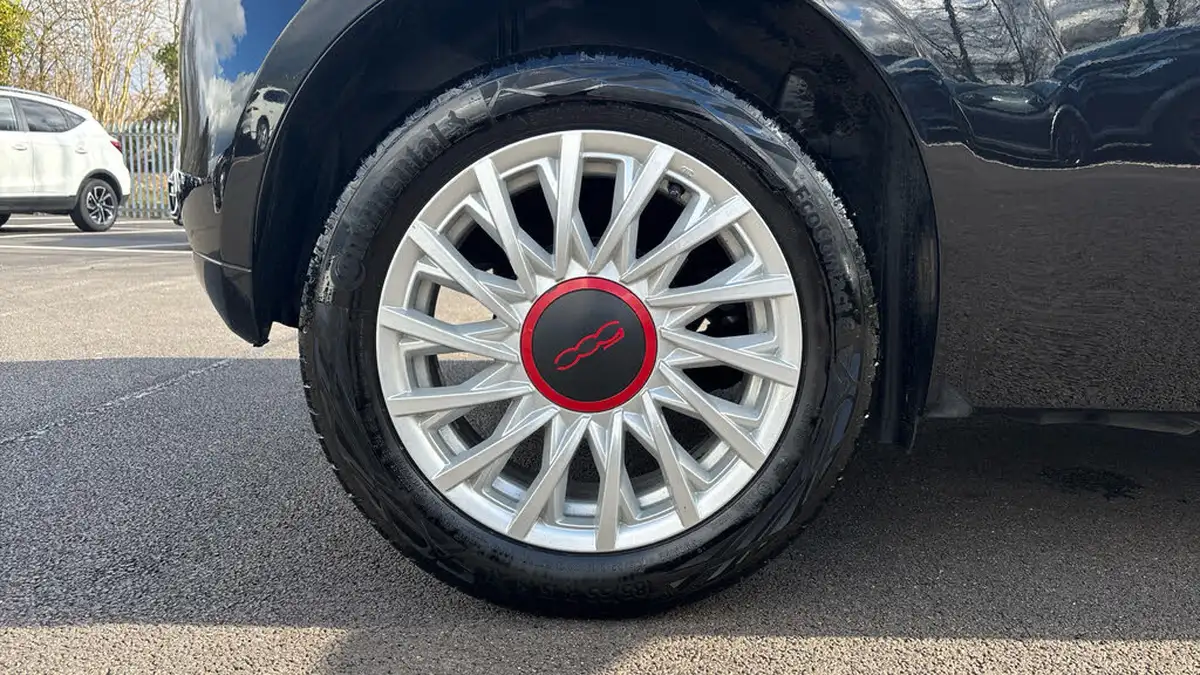 2022-fiat-500-10-red-big-18
