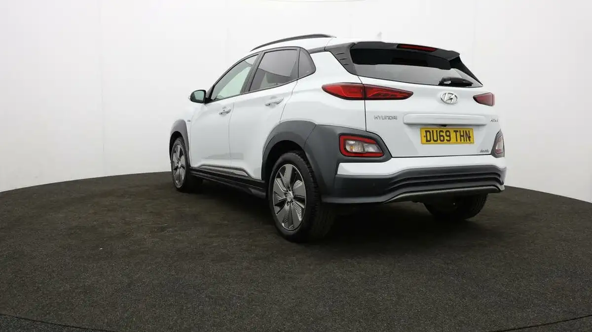2019-hyundai-kona-e-premium-se-64kwh-big-69