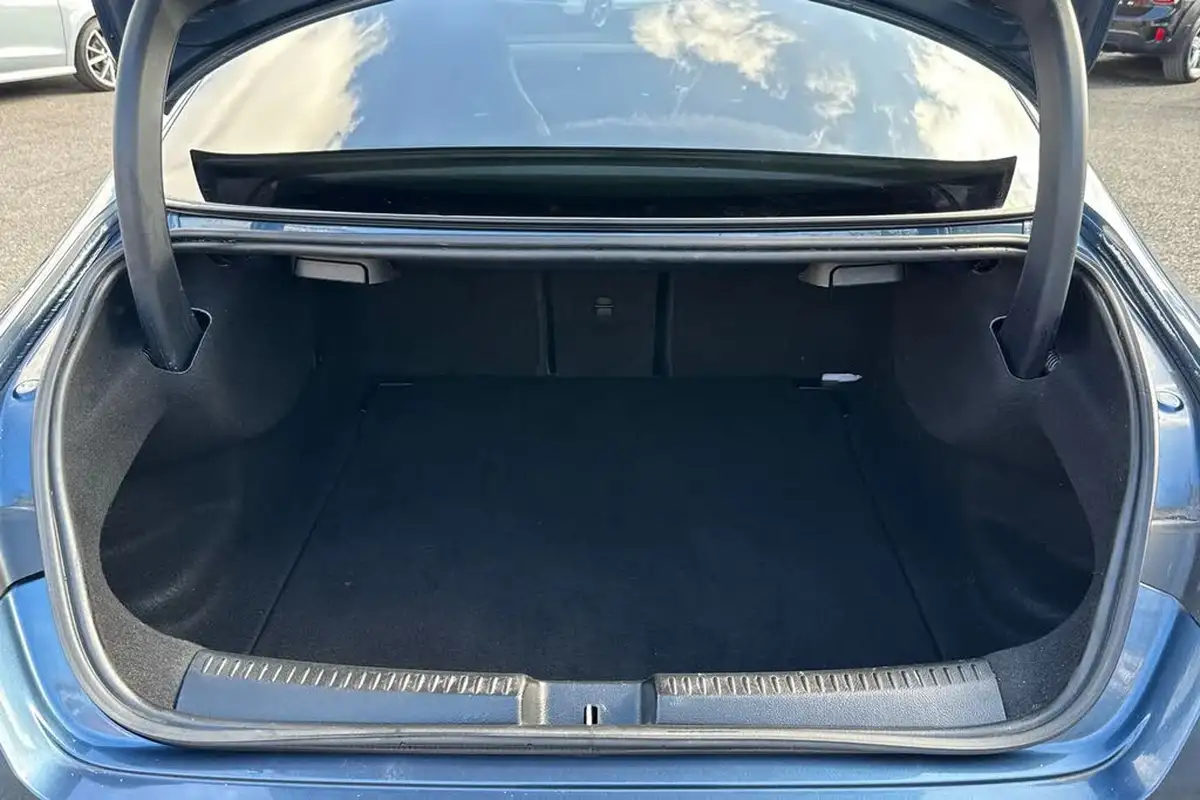 2020-mercedes-benz-cla-13-cla-200-amg-line-coupe-4d-7g-dct-big-9