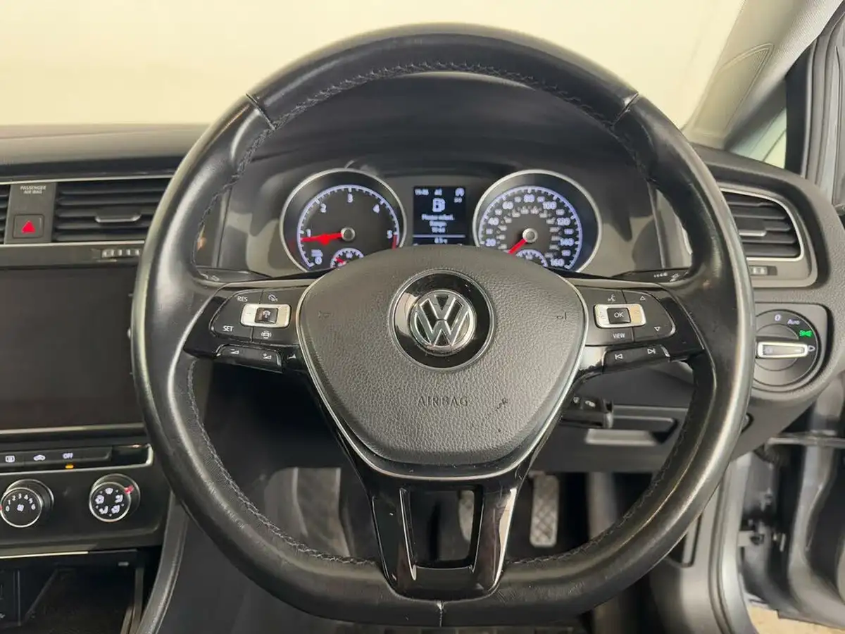 2019-volkswagen-golf-16tdi-match-hatchback-5d-big-27