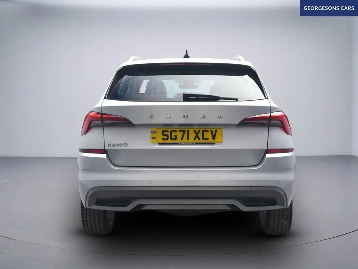 2021-skoda-kamiq-10-tsi-se-l-109ps-dsg-big-7
