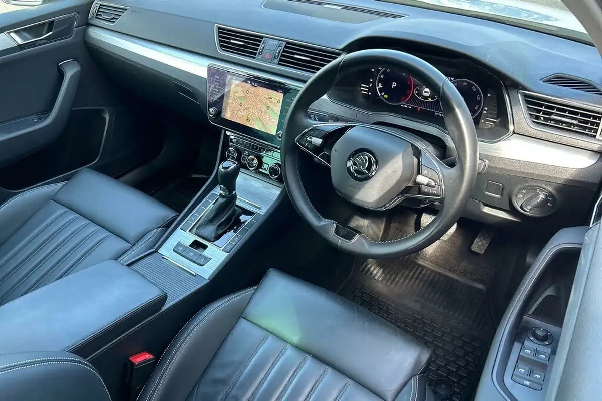 2022-skoda-superb-20tdi-se-technology-estate-dsg-big-19