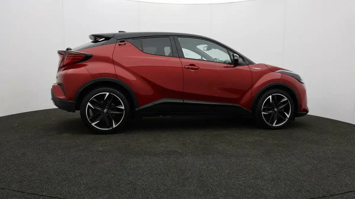 2021-toyota-c-hr-18-vvt-i-gr-sport-big-29