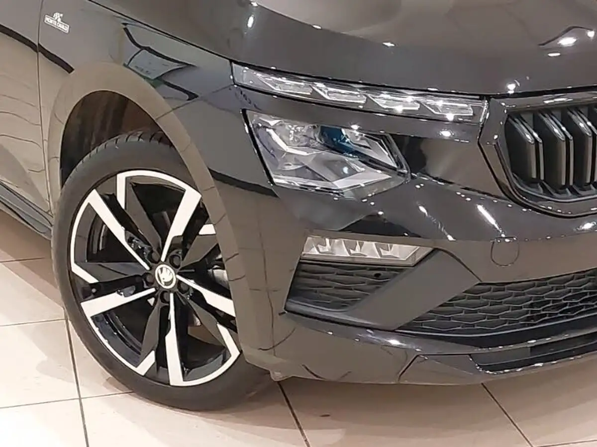 2024-skoda-kamiq-10-tsi-monte-carlo-116ps-dsg-big-8