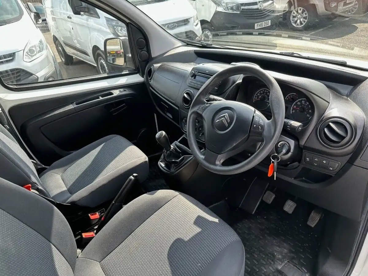 2017-citroen-nemo-13td-enterprise-panel-big-13