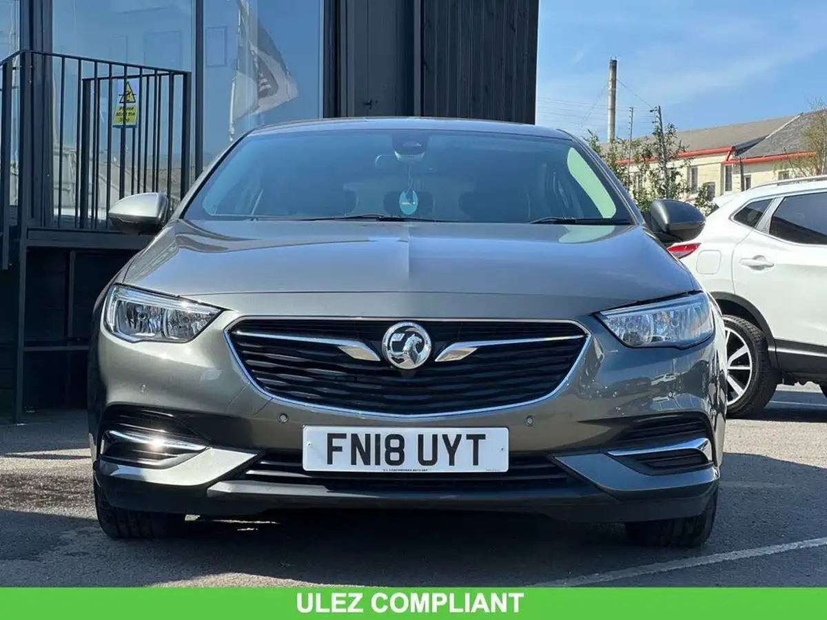 2018-vauxhall-insignia-grand-sport-16td-tech-line-nav-109ps-ecotec-big-1
