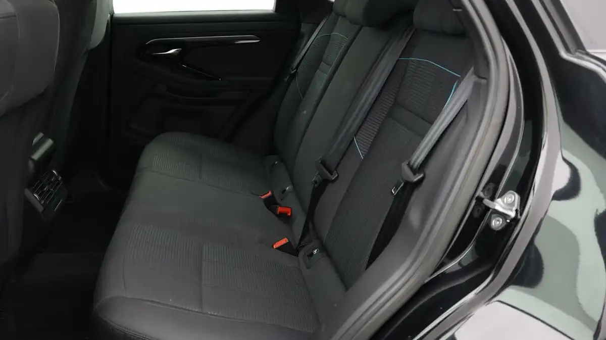 2021-land-rover-range-rover-evoque-20-d165-r-dynamic-big-15