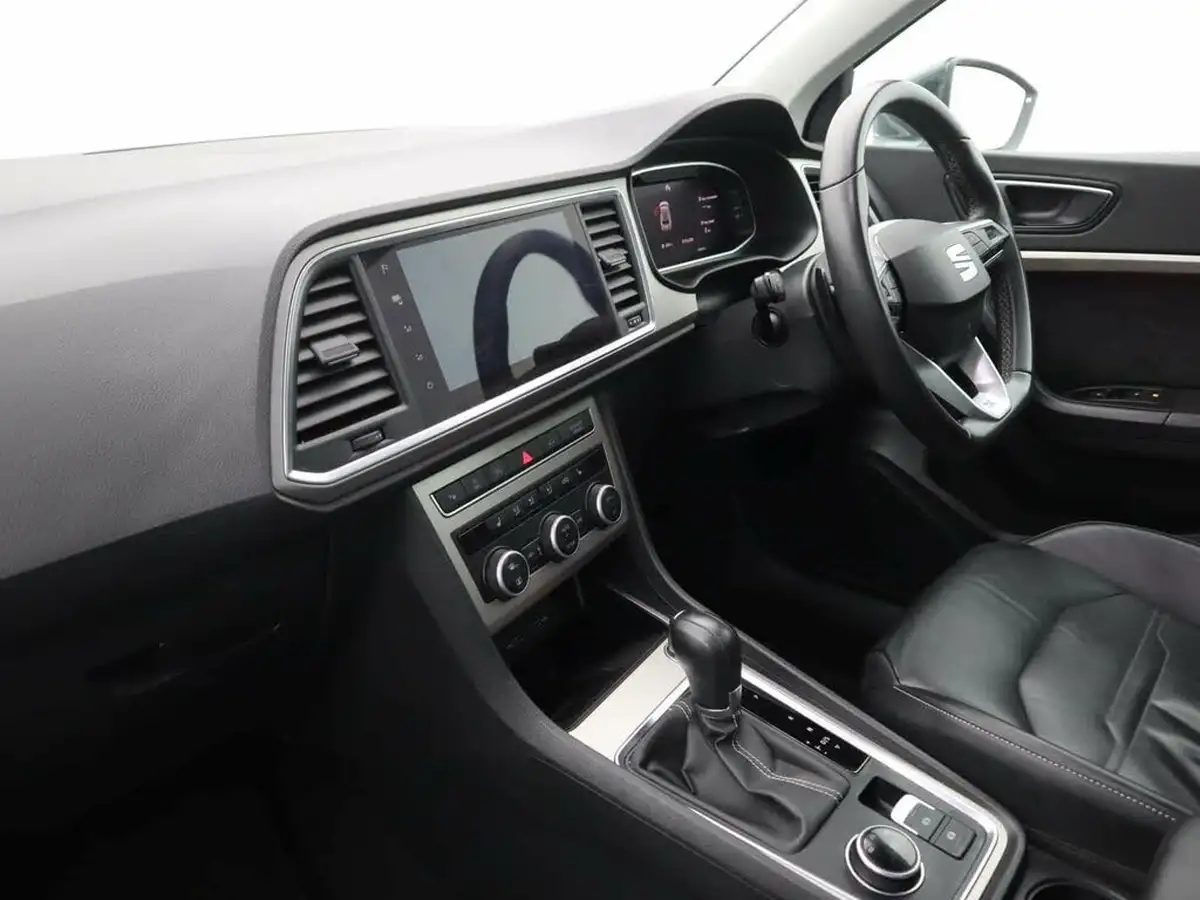 2020-seat-ateca-20tdi-xperience-lux-150ps-dsg-big-9