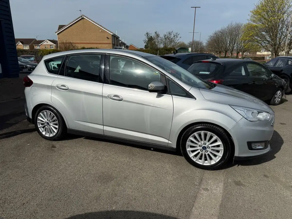2018-ford-c-max-10t-titanium-125ps-big-3