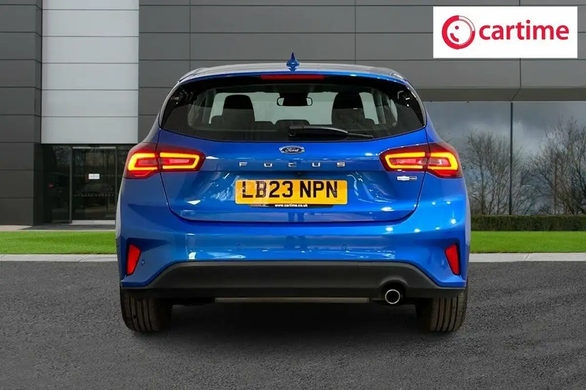 2022-ford-focus-10t-titanium-155ps-hybrid-mhev-hatchback-big-4