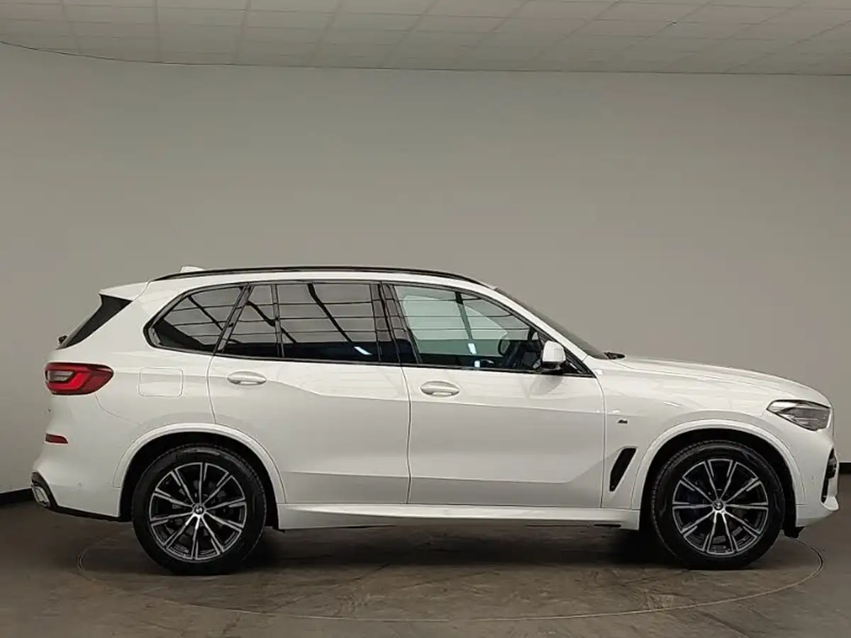 2022-bmw-x5-30-xdrive-40i-m-sport-mht-big-2