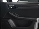 2025-porsche-macan-20-t-small-25