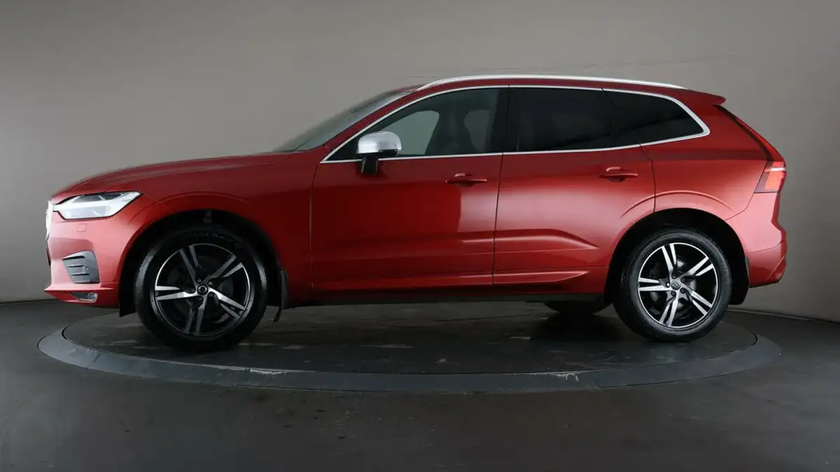 2019-volvo-xc60-20td-d4-r-design-4x4-ss-geartronic-big-31