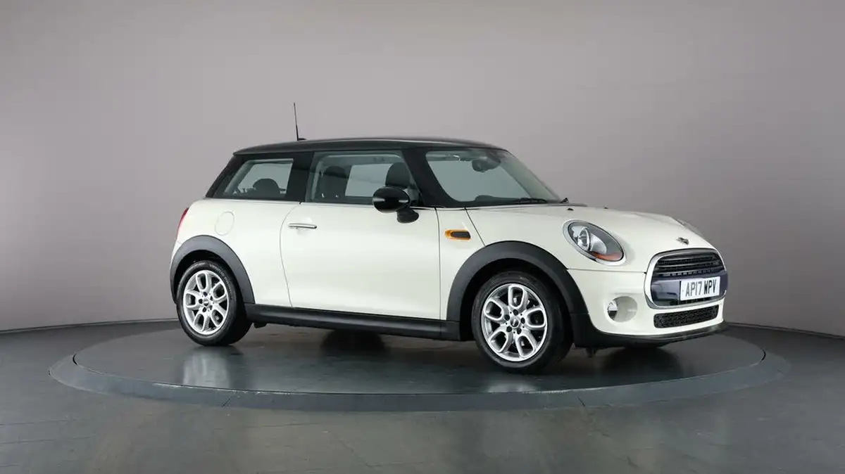 2017-mini-cooper-15-cooper-ss-hatchback-3d-big-49
