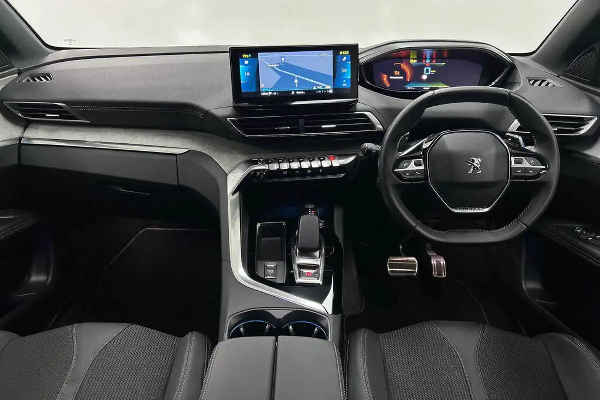 2022-peugeot-3008-suv-16-puretech-gt-line-300bhp-4x4-hybrid4-e-eat8-big-4