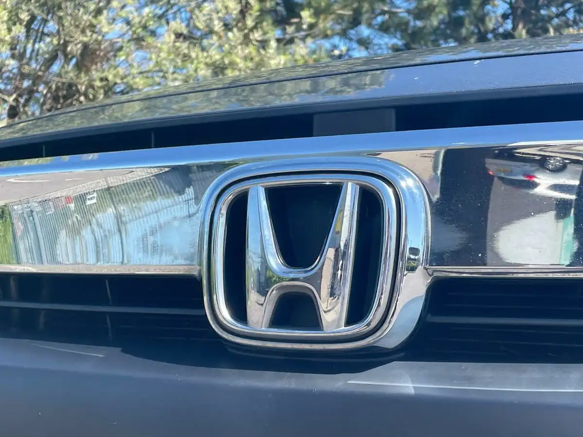 2018-honda-civic-15-vtec-turbo-prestige-cvt-big-7