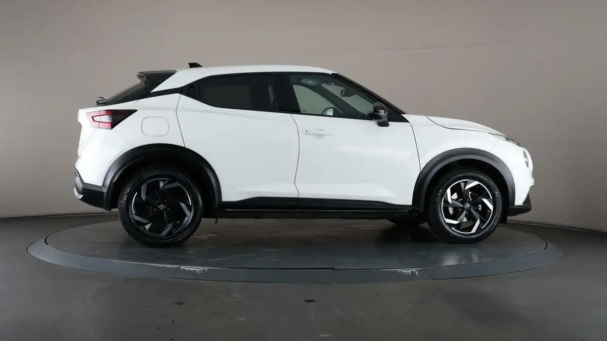 2023-nissan-juke-10-dig-t-n-connecta-big-53