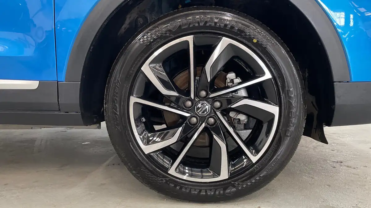 2024-mg-zs-suv-10t-gdi-exclusive-big-19