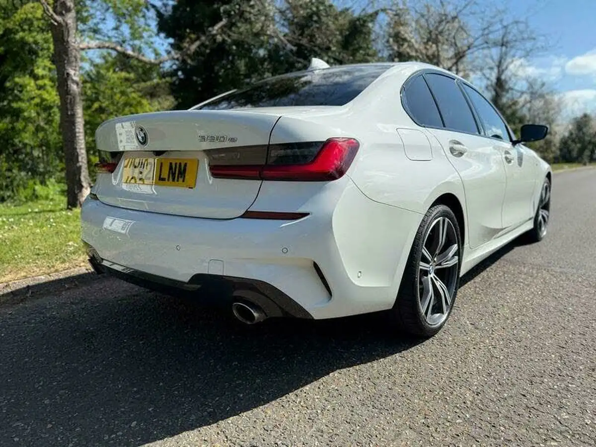 2021-bmw-3-series-20-330e-m-sport-tech-packpro-pack-saloon-4d-big-24