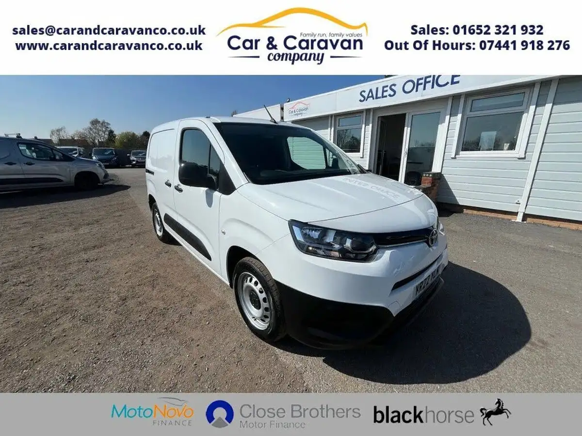 2022-toyota-proace-city-15d-active-big-0