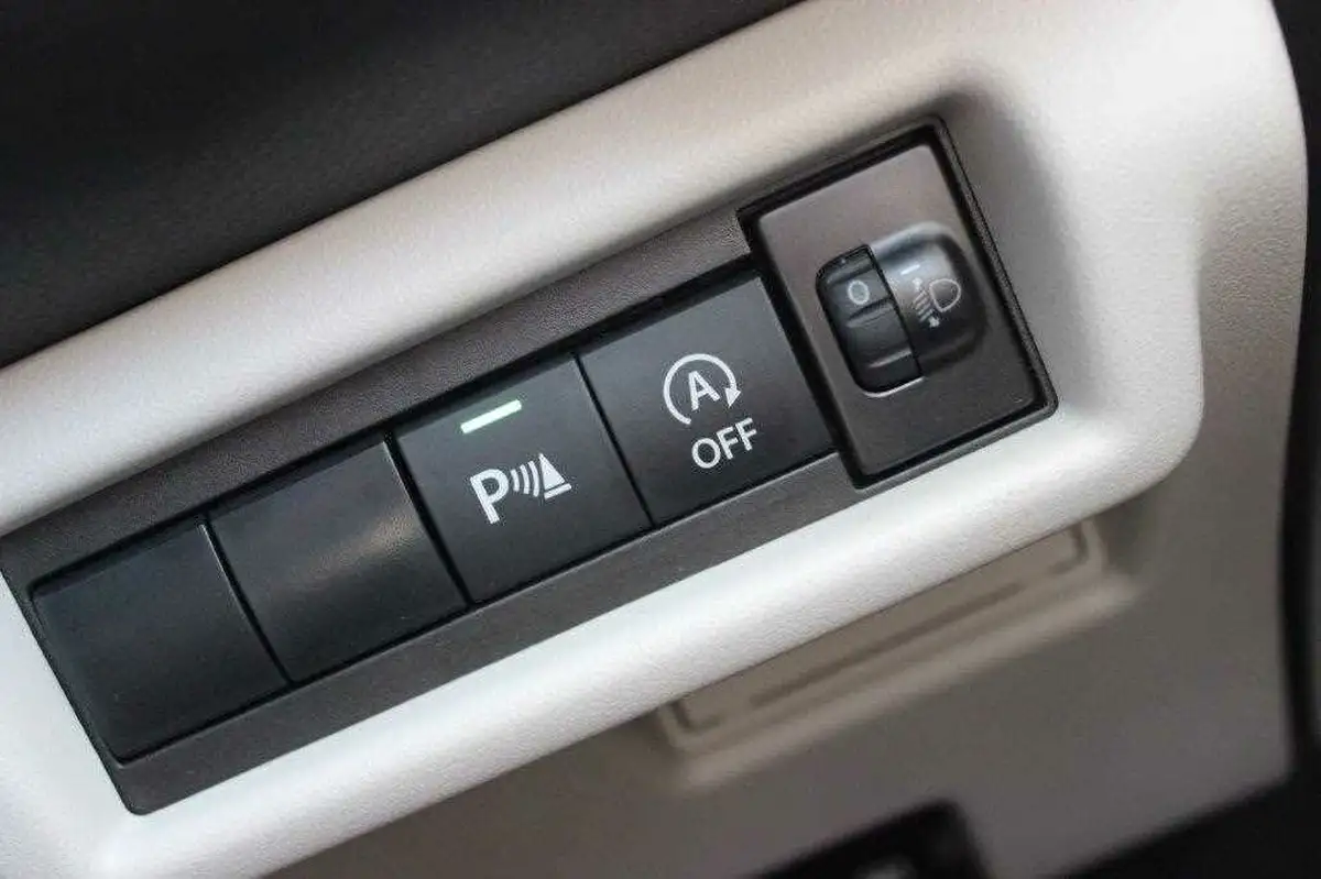 2024-suzuki-swift-12-ultra-cvt-big-28
