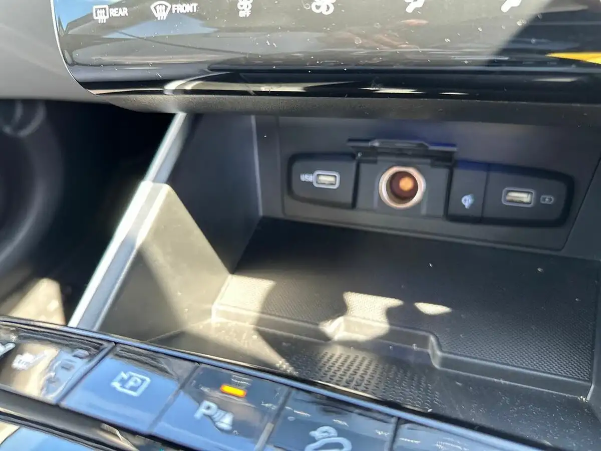 2023-hyundai-tucson-16-t-gdi-ultimate-230ps-hybrid-auto-big-23