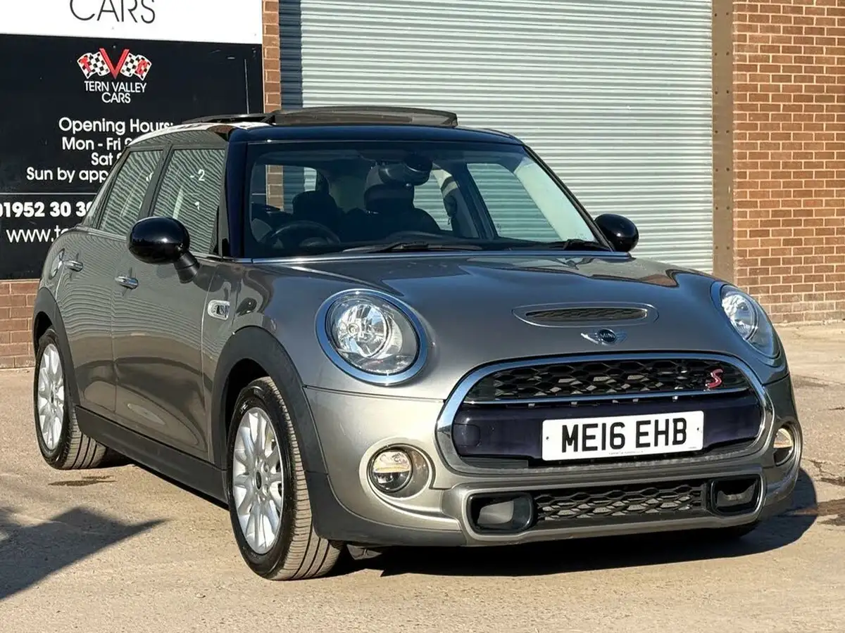 2016-mini-cooper-20-cooper-s-ss-hatchback-5d-big-25