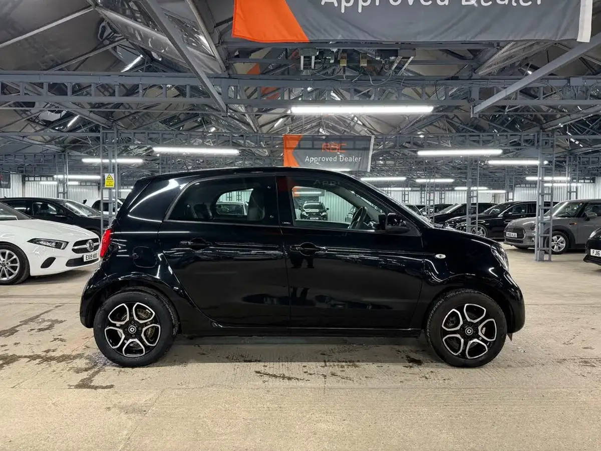 2019-smart-forfour-10-prime-premium-twinamic-big-3
