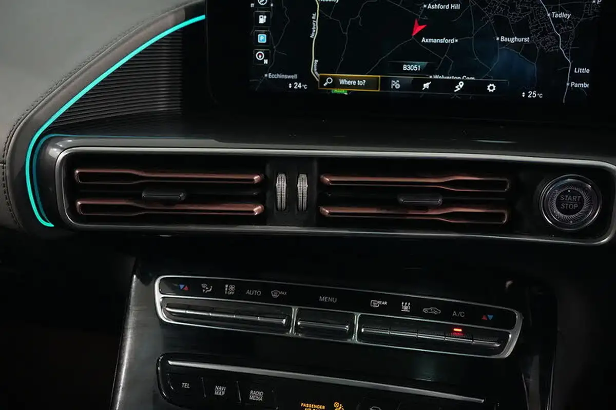 2021-mercedes-benz-eqc-e-eqc-400-amg-line-premium-big-42