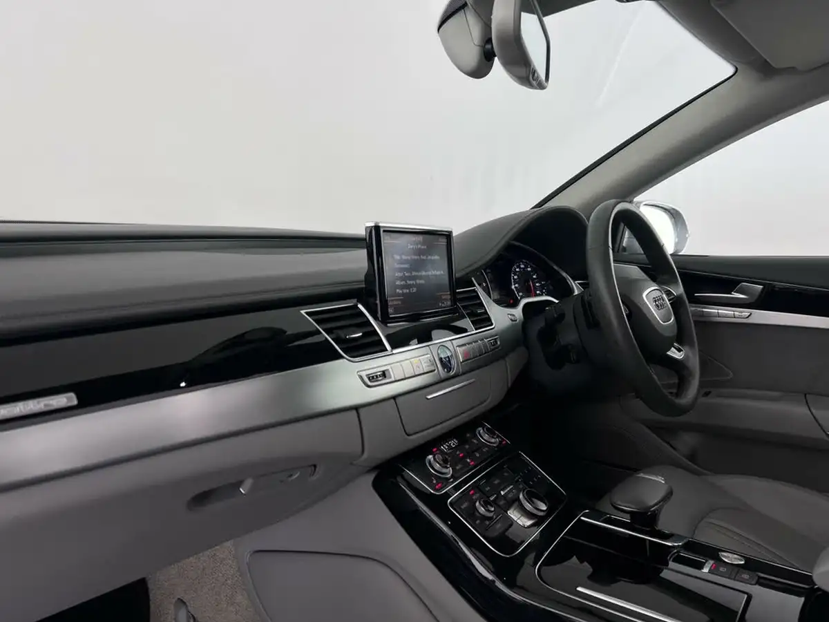 2016-audi-a8-30tdi-quattro-se-executive-big-17