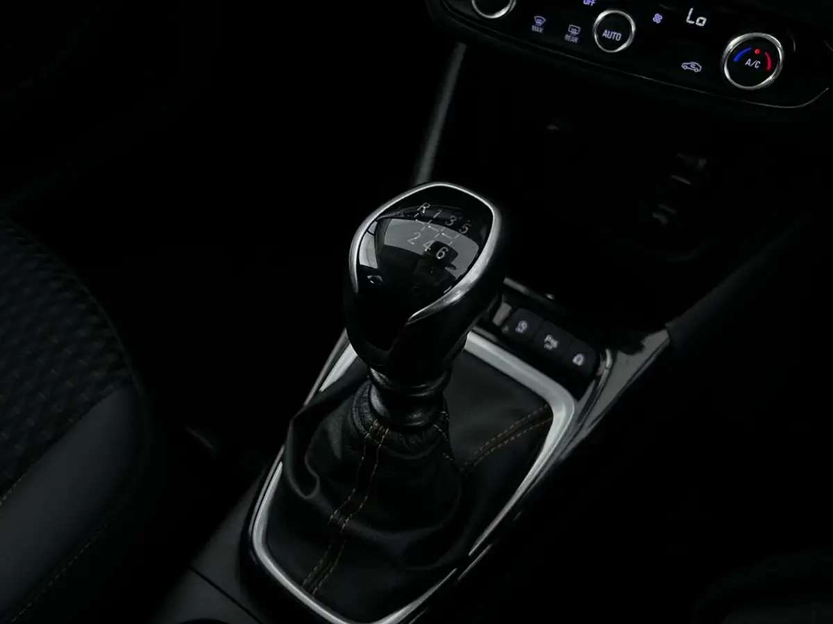2020-vauxhall-crossland-x-12-elite-nav-130ps-turbo-big-40