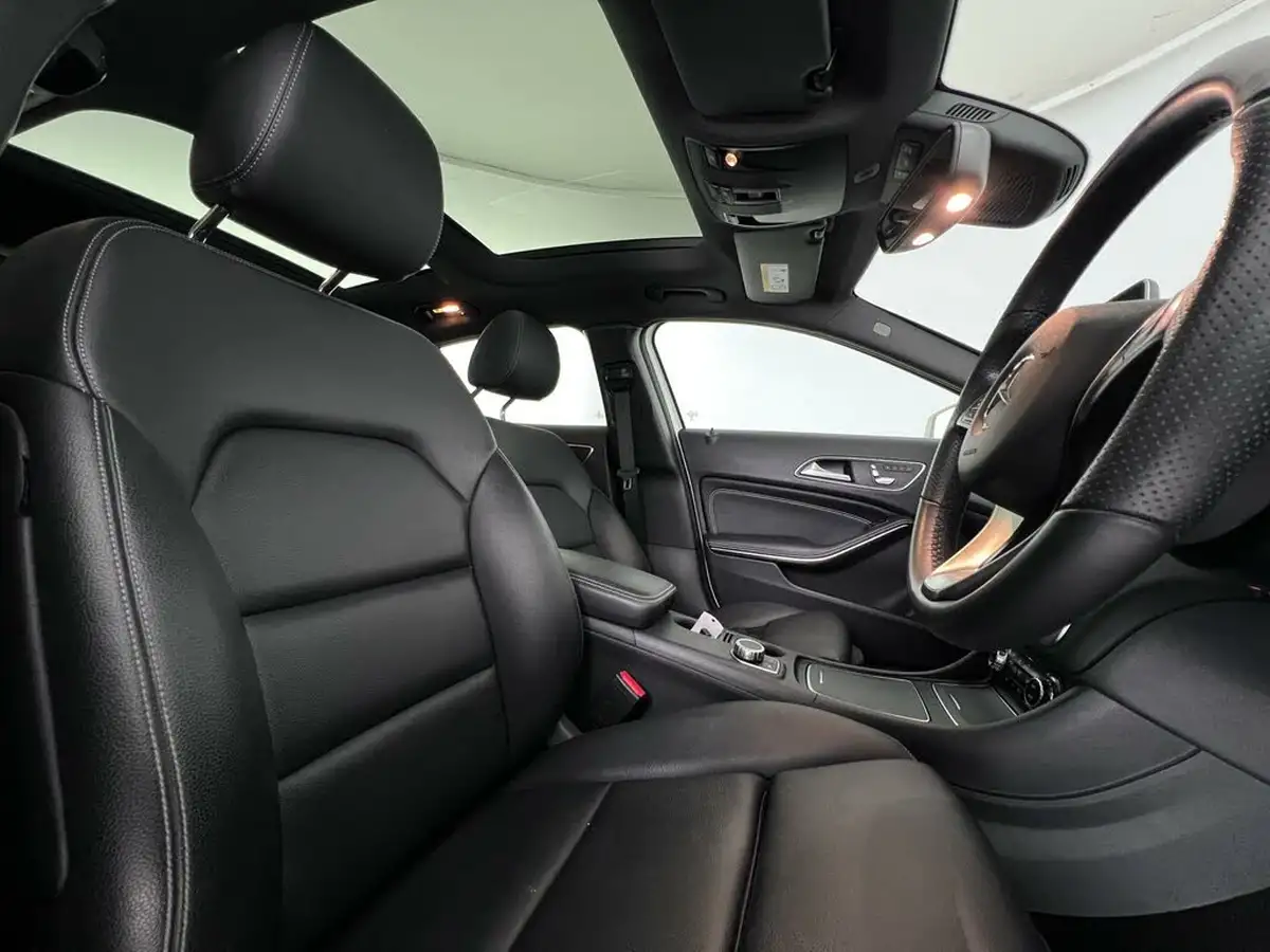 2019-mercedes-benz-gla-class-16-gla-200-sport-premium-plusss-7g-dct-big-15