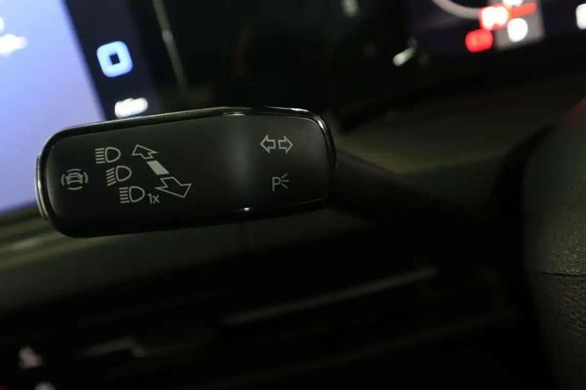 2020-volkswagen-golf-20-tsi-gti-dsg-big-18