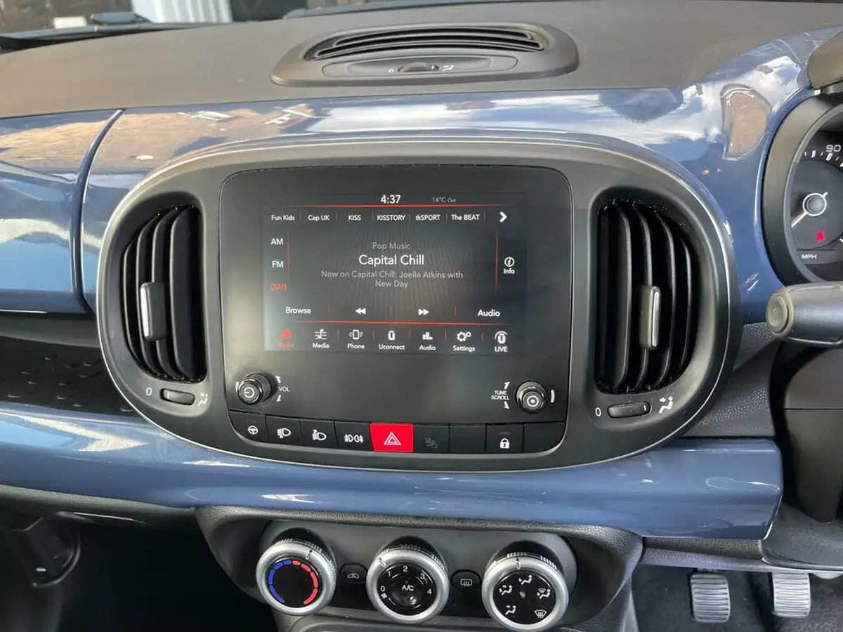 2018-fiat-500l-14-mirror-big-29
