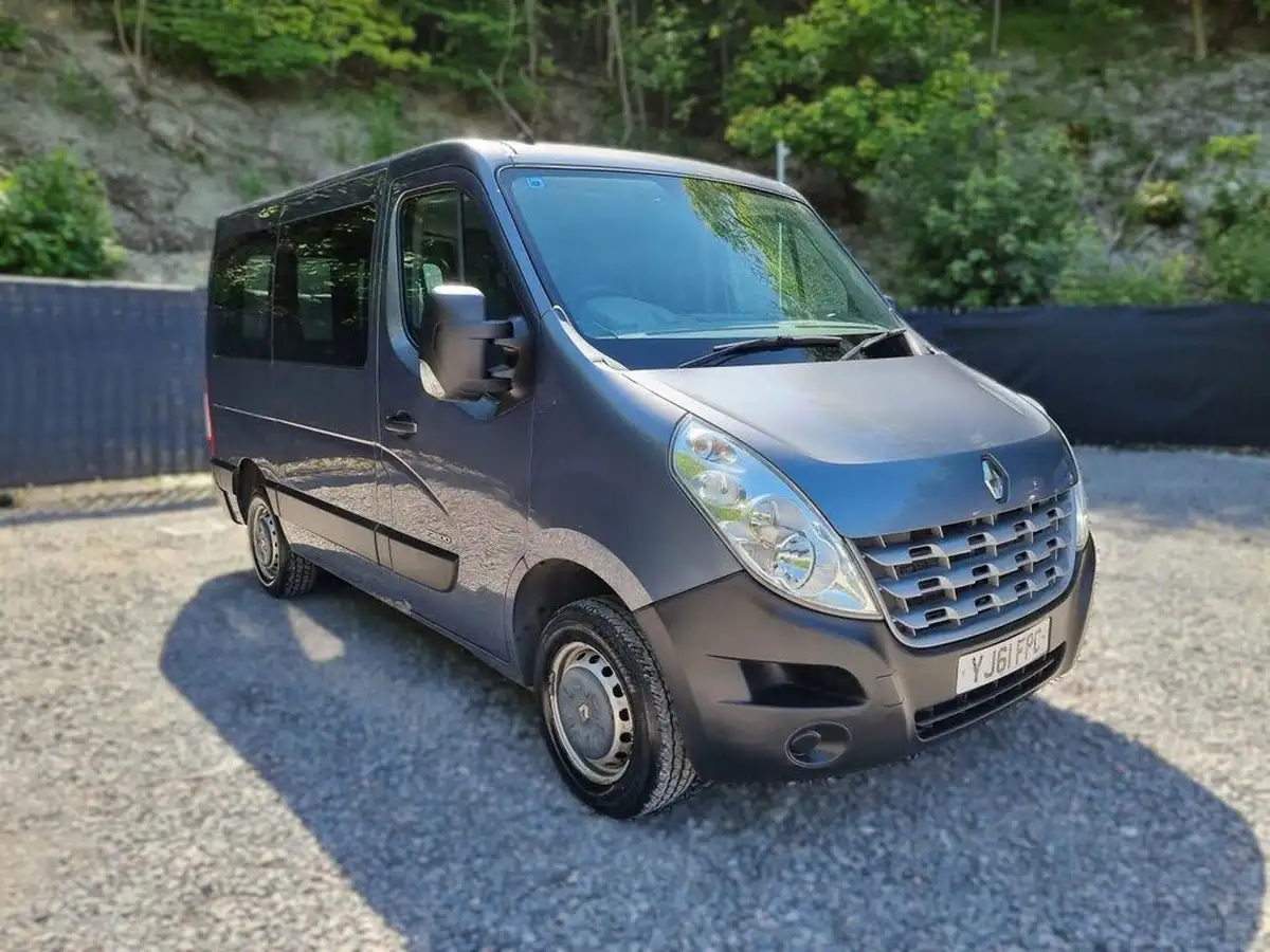 2011-renault-master-23td-sl28dci-125-qs6-big-0