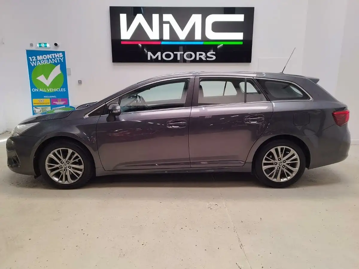 2015-toyota-avensis-16d-4d-business-edition-touring-sports-5d-big-4