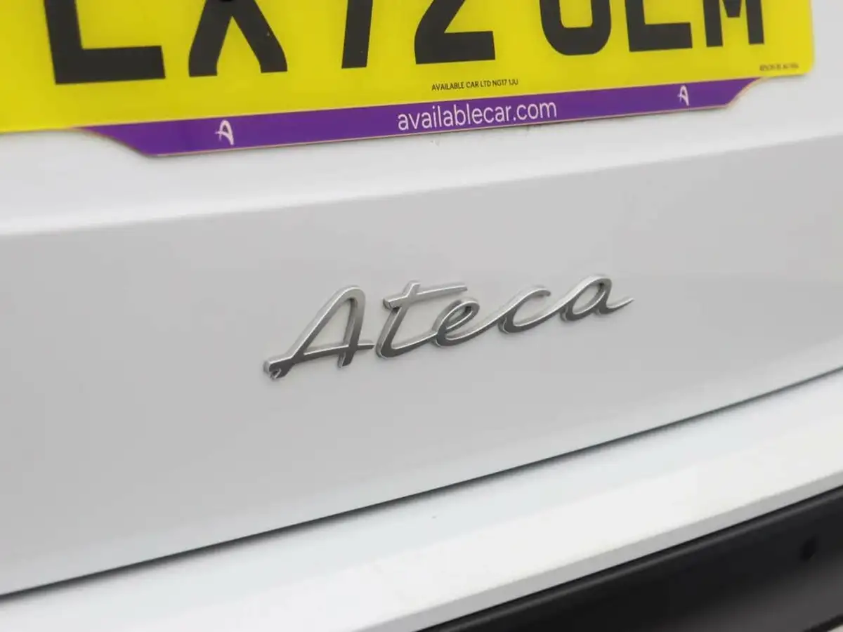 2022-seat-ateca-15-ecotsi-se-technology-dsg-big-53