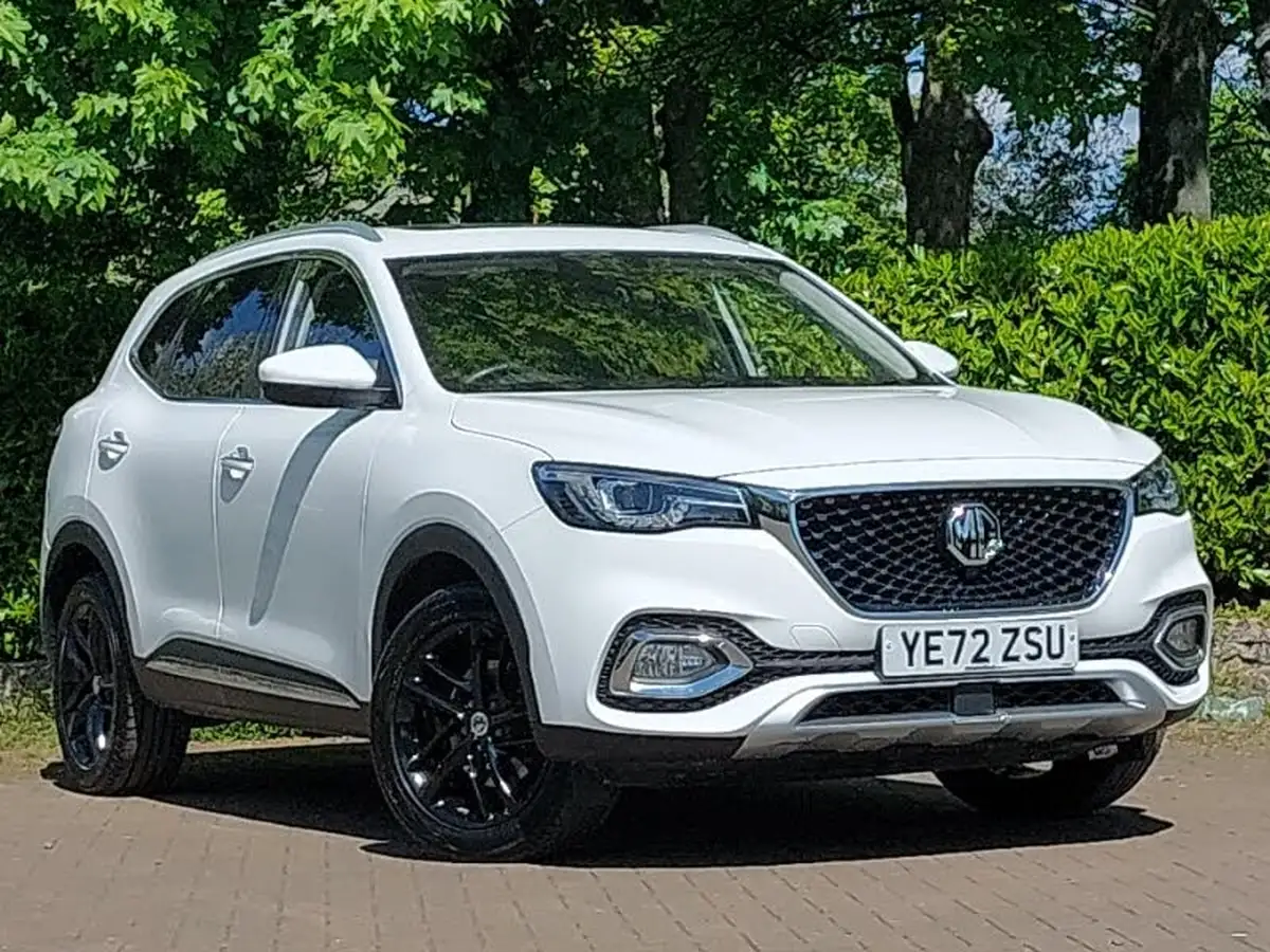 2022-mg-hs-15t-gdi-exclusive-162ps-big-4