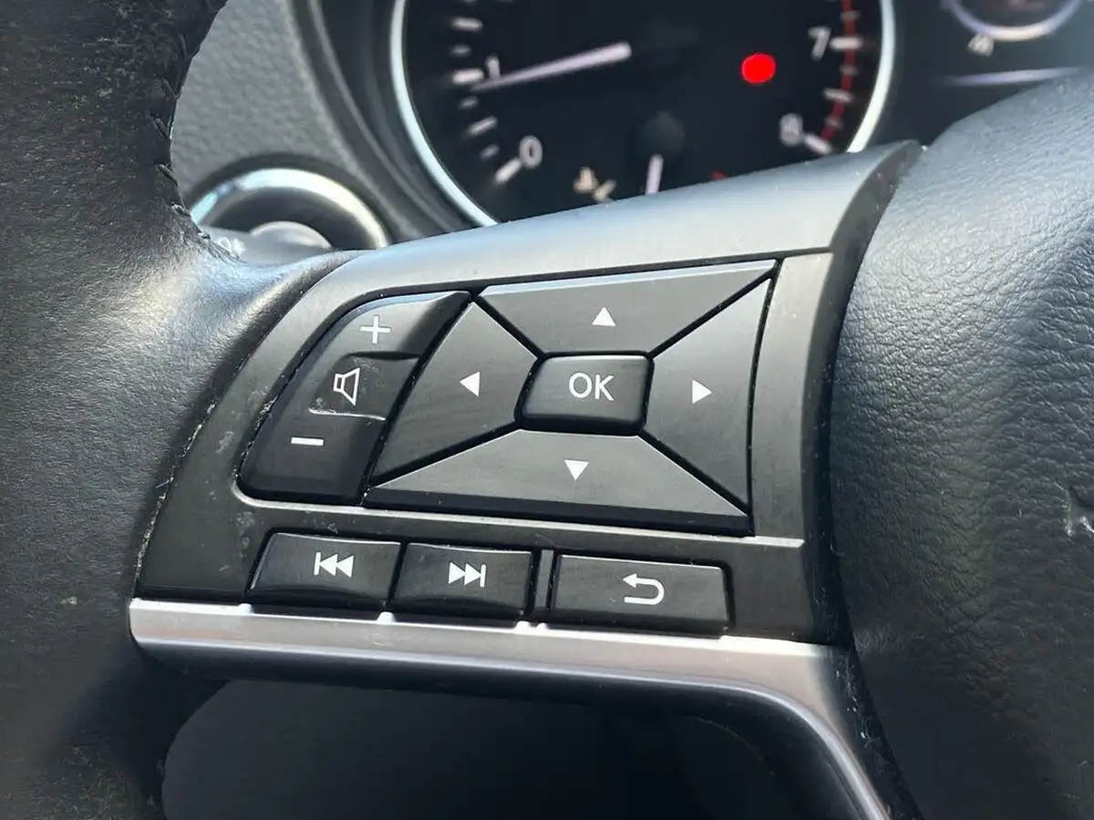 2018-nissan-qashqai-12-dig-t-n-connecta-big-18