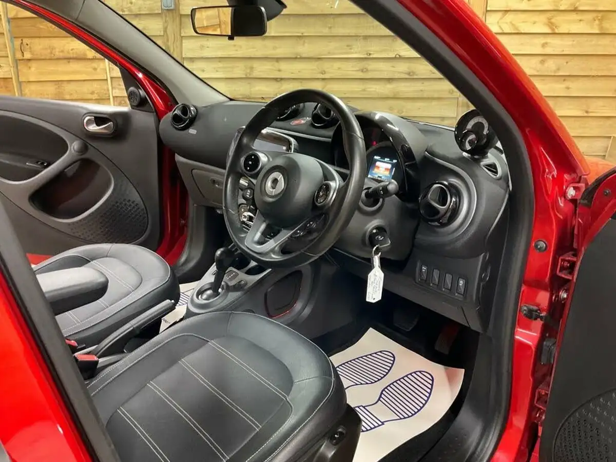 2017-smart-forfour-09-prime-89bhp-premium-plusss-twinamic-big-12
