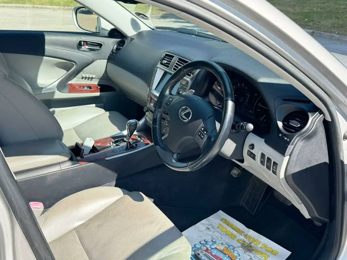 2006-lexus-is-250-25-se-l-auto-big-22