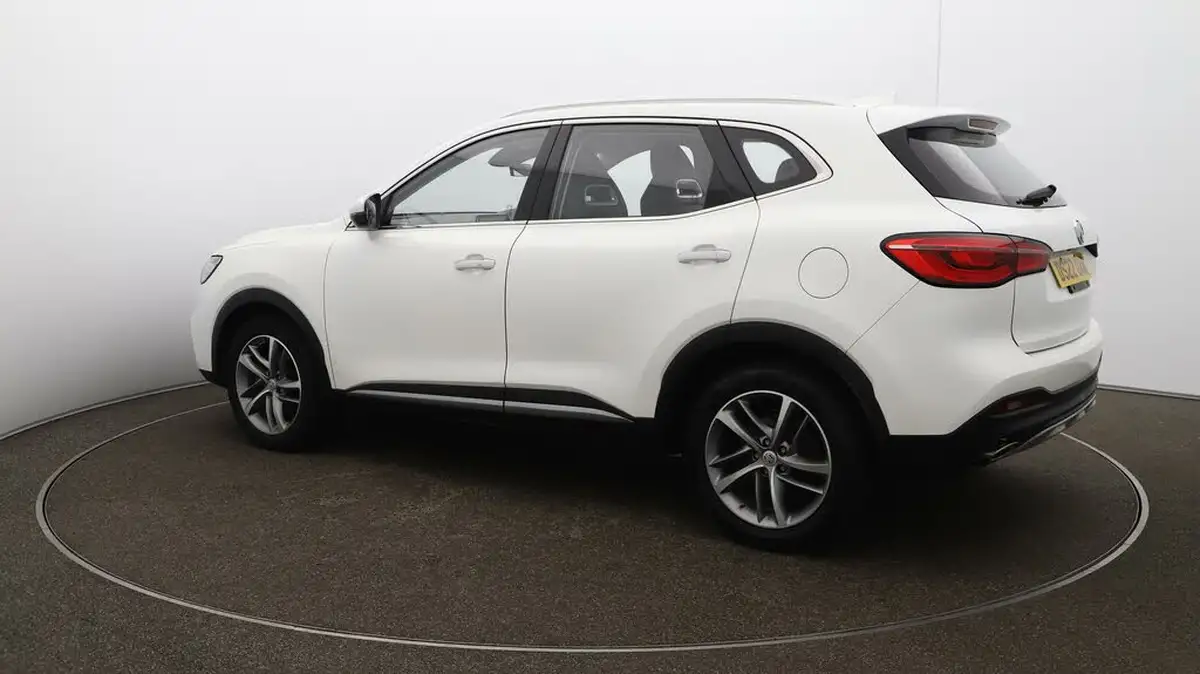 2022-mg-hs-15t-gdi-exclusive-162ps-dct-big-36