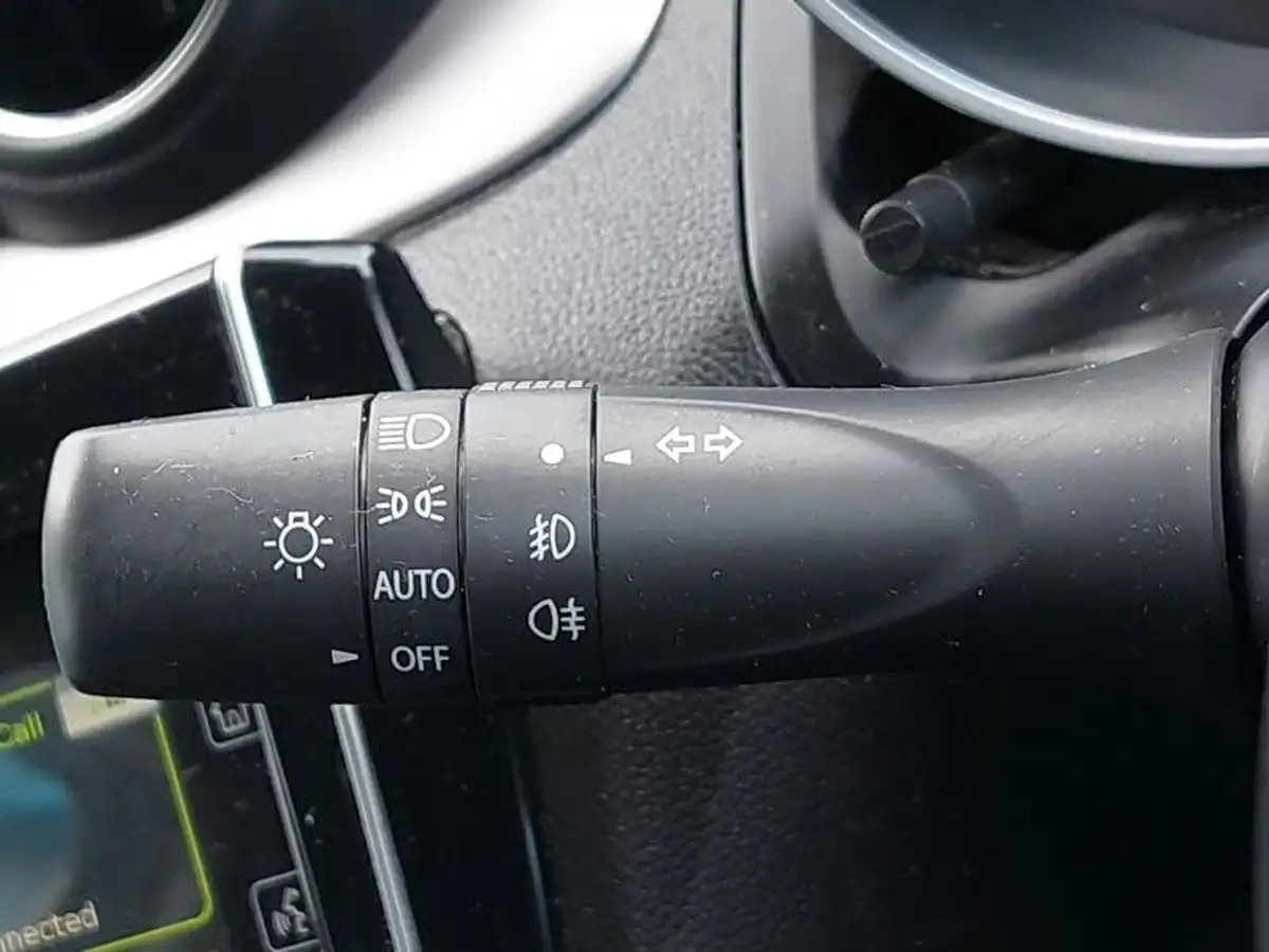 2022-suzuki-swift-12-dualjet-sz5-allgrip-big-15