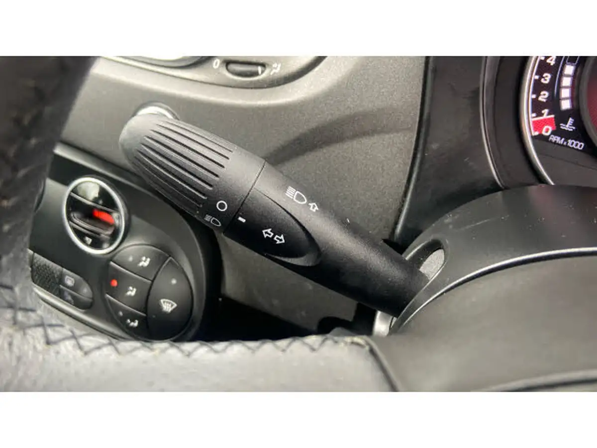 2021-abarth-595-14-tjet-competizione-big-39