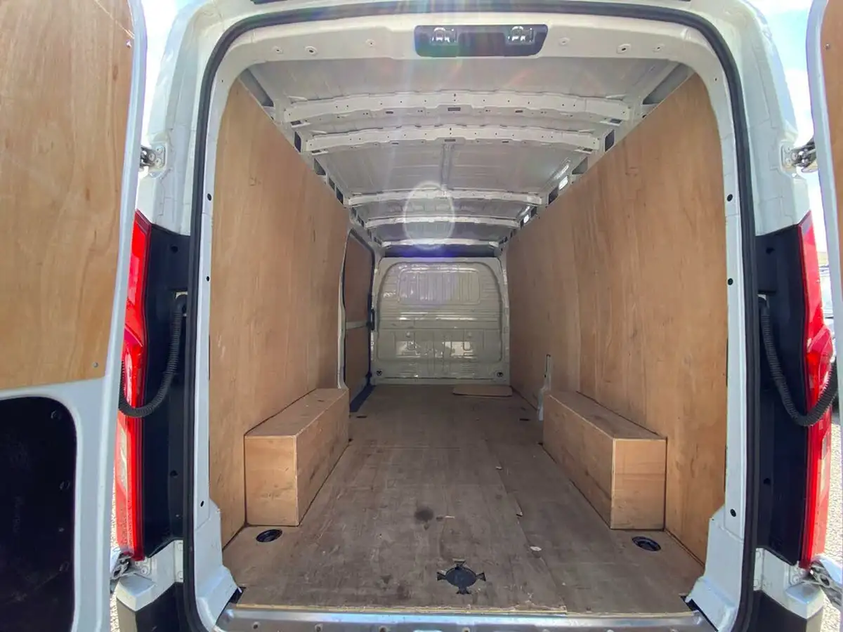 2023-maxus-deliver-9-big-54
