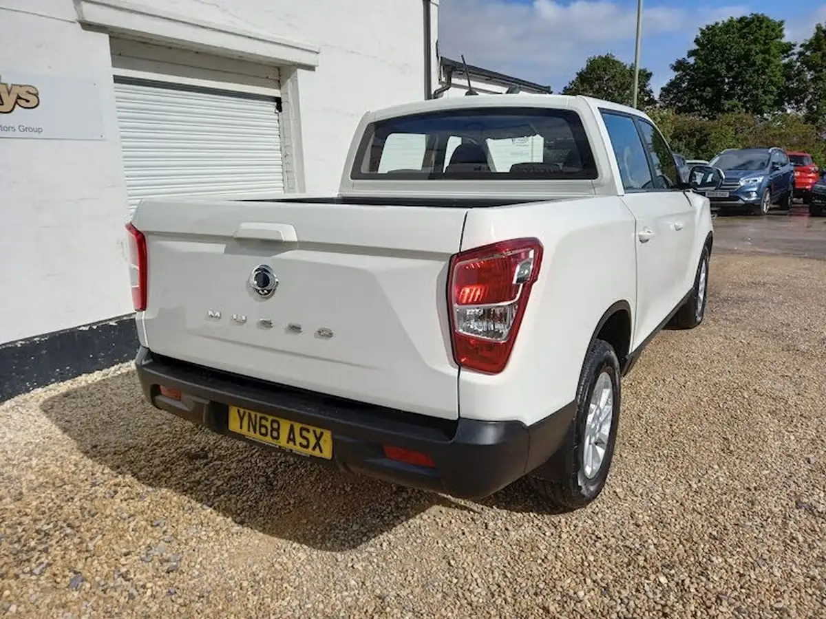 2018-kgm-ssangyong-musso-22td-ex-181ps-eu6-big-7