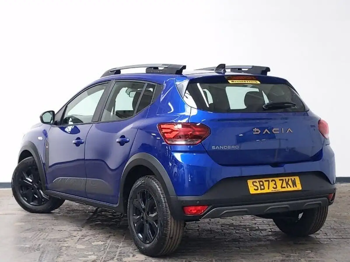 2023-dacia-sandero-stepway-10-tce-essential-90bhp-big-1