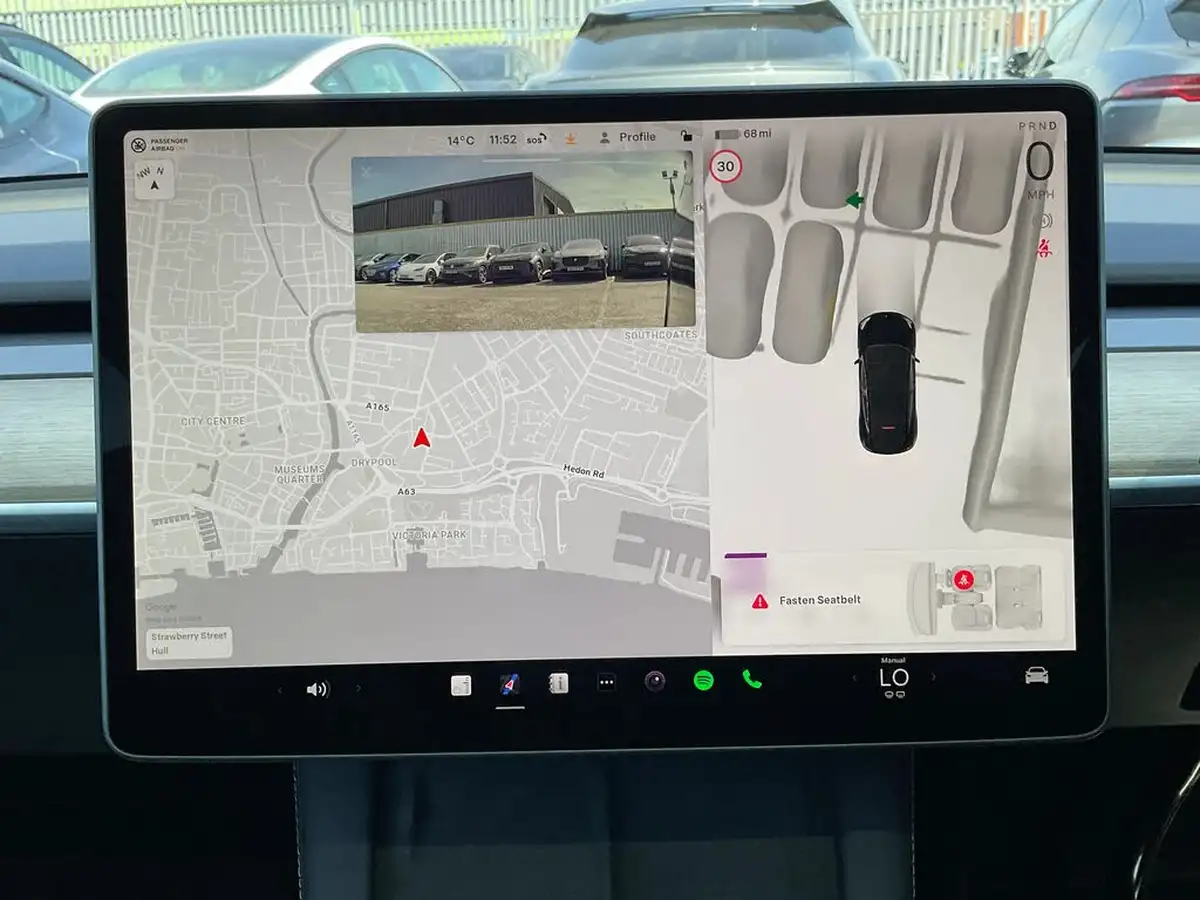 2022-tesla-model-y-e-long-range-big-27
